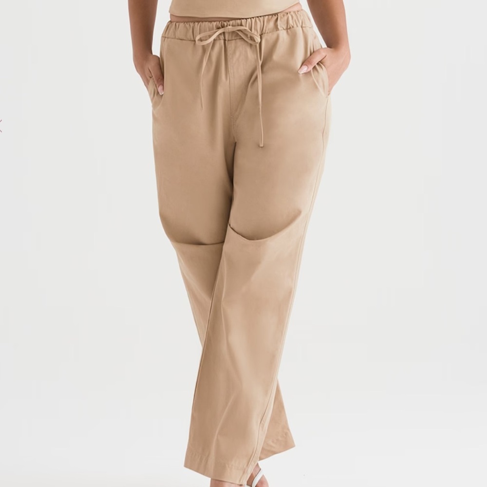 House of CB “Luna” Cargos